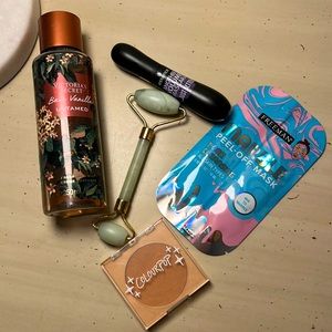 Make-up and skincare random bundle